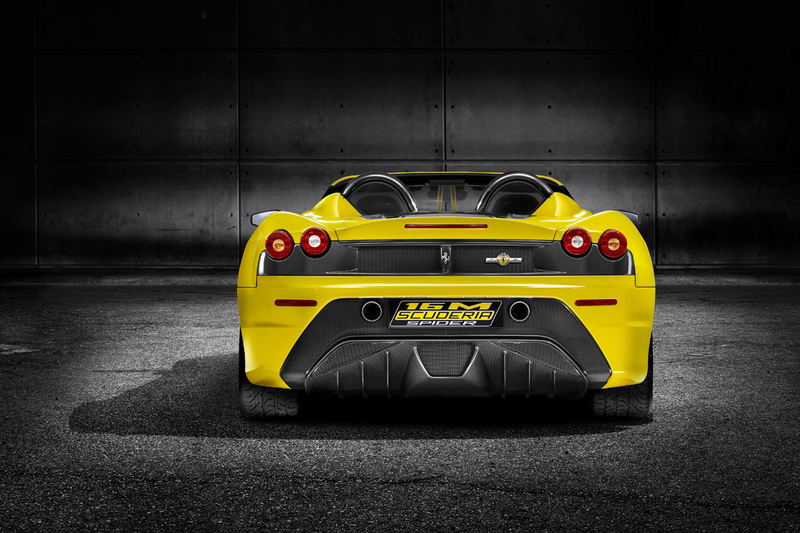 Illustration for article titled Ferrari Scuderia Spider 16M Unveiled Live At Mugello With Stickers, 16 GB Ferrari iPod Touch